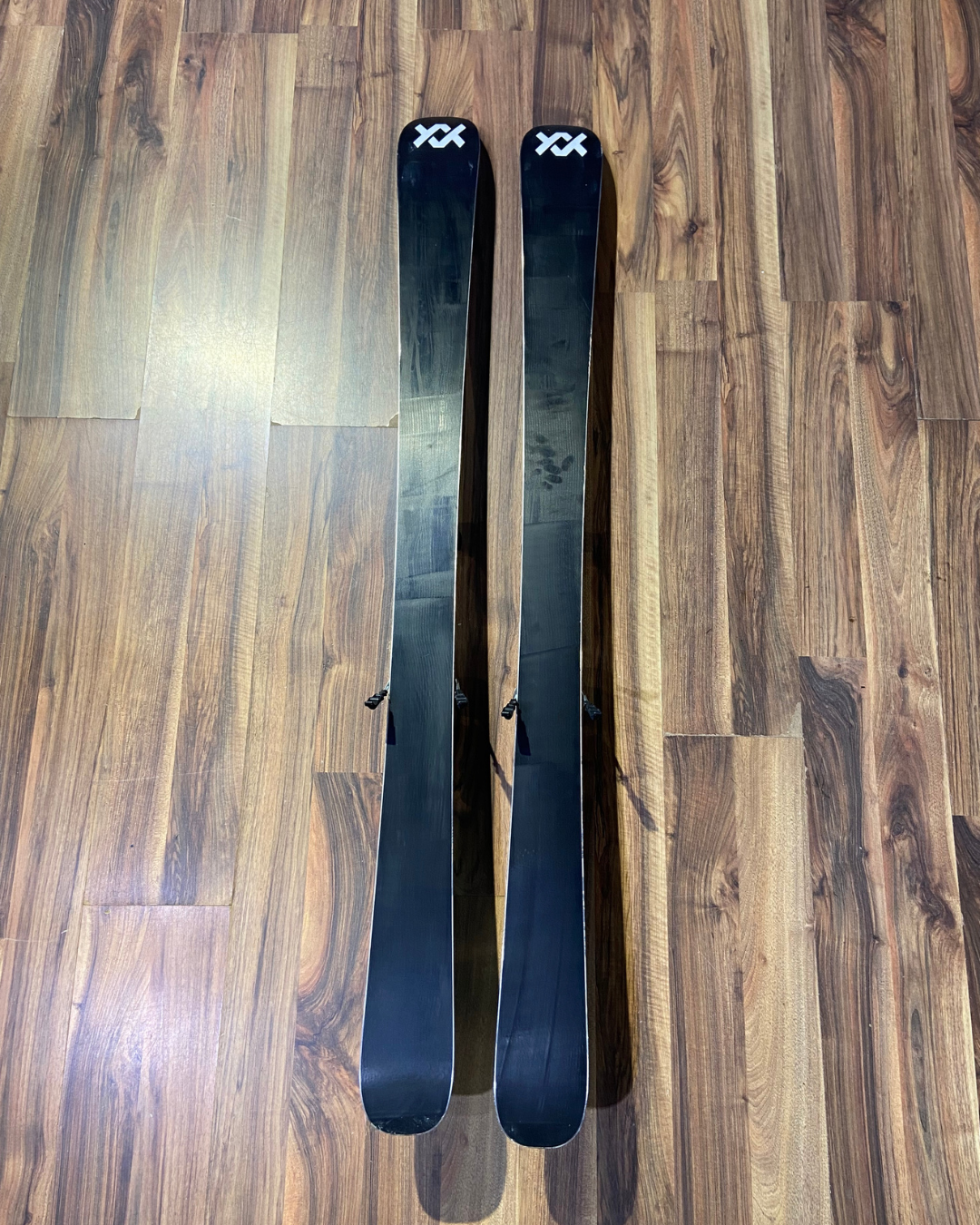 Volkl Mantra 84W + Marker Squire 11 TCX 2026 DEMO