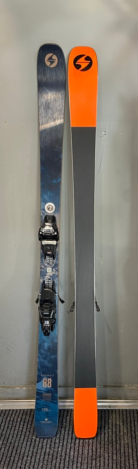 Blizzard Anomaly 88 2027 + Marker Griffon 13 TCX DEMO