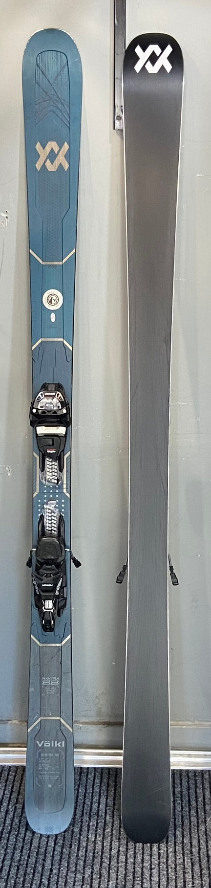 Volkl Mantra 88 2027 + Marker Griffon 13 TCX DEMO